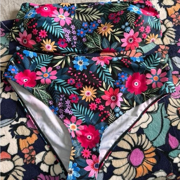 2pc Floral Bikini - 3X NWT - Picture 1 of 1